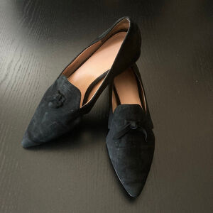 Women's Cole Haan Black Suede Pointed Toe Loafers Bows Size 9.5